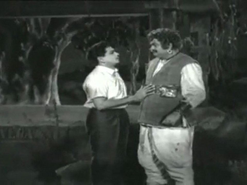 Bandhipotu Dongalu - Anr And Bandit Head Conver...