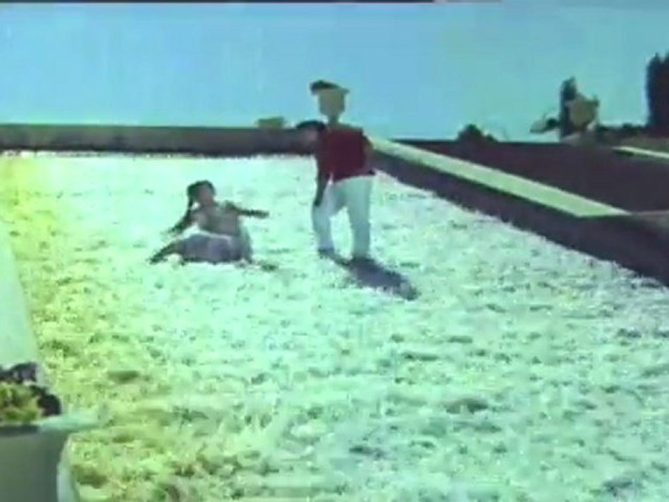 Yadanu Dachina Mounaveena (BANDHIPOTU DONGALU)