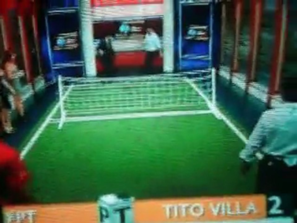 FUTBOL PARA TODOS CON EMMANUE TITO VILLA....JUGANDO FUTBOL TENIS PARTE 2