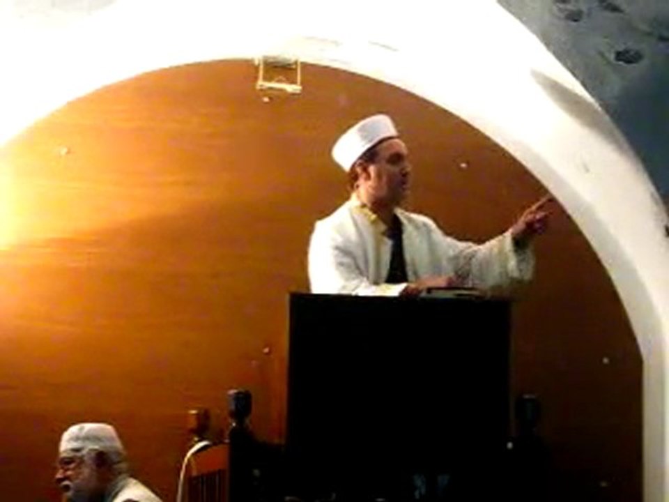 Yeraltı Camii İmam Hatibi / Ümit AYDIN