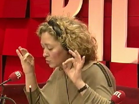 Les carnets d'Alba : même pour les salles de meeting, il y a match entre Aubry et Hollande