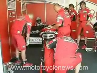 Brands Hatch WSB Highlights: Bikes warming up