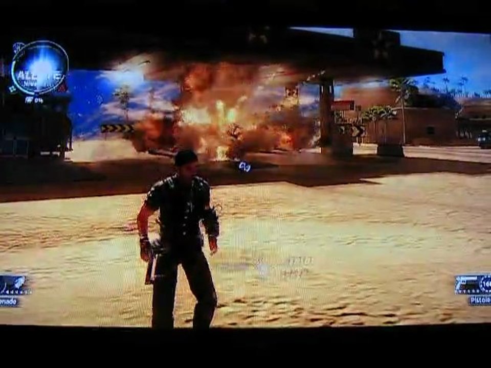 vidéo grappin sur Just Cause 2 + bug ^^