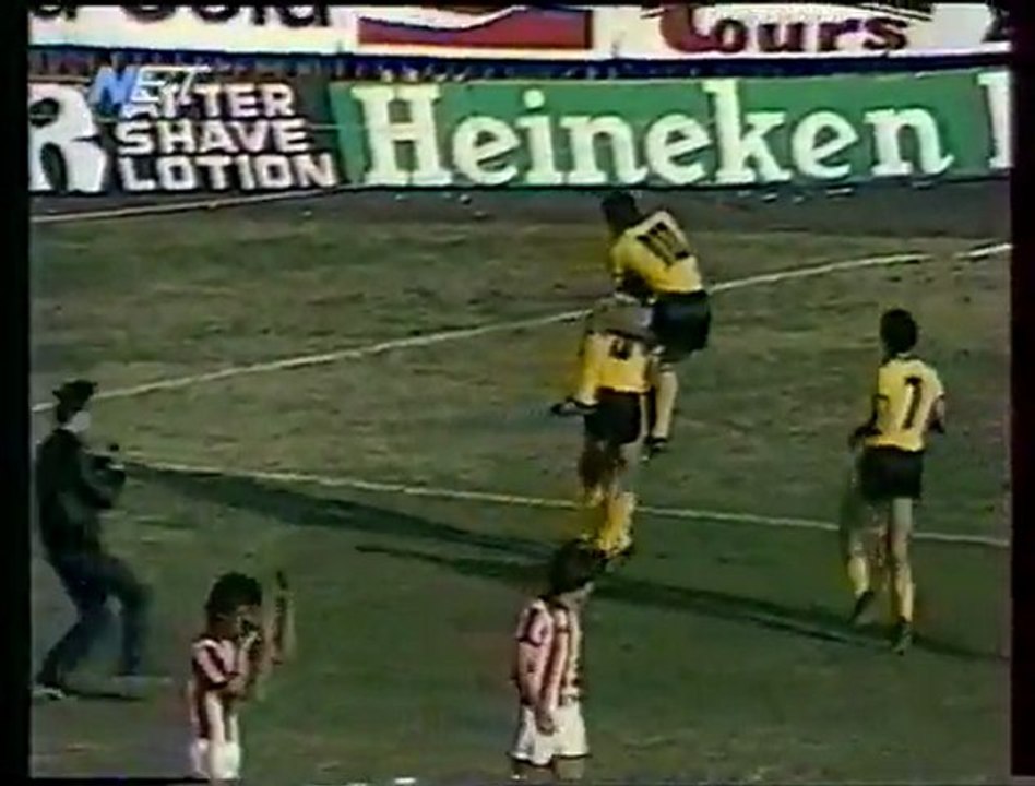 1981-82 AEK-OLYMPIAKOS 2-2