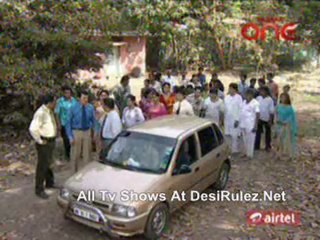 Woh Rahne Wali Mahlo Ki-12th Oct Pt3