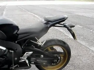 Honda Fireblade: ABS v non-ABS