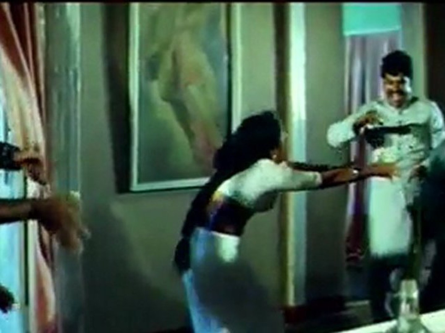 POLICE MUTTADI Rape scene