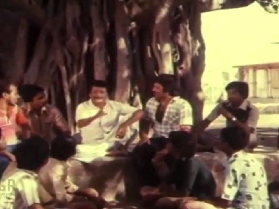 KADAIKAN PARVAI - Hero Helped By A Girl