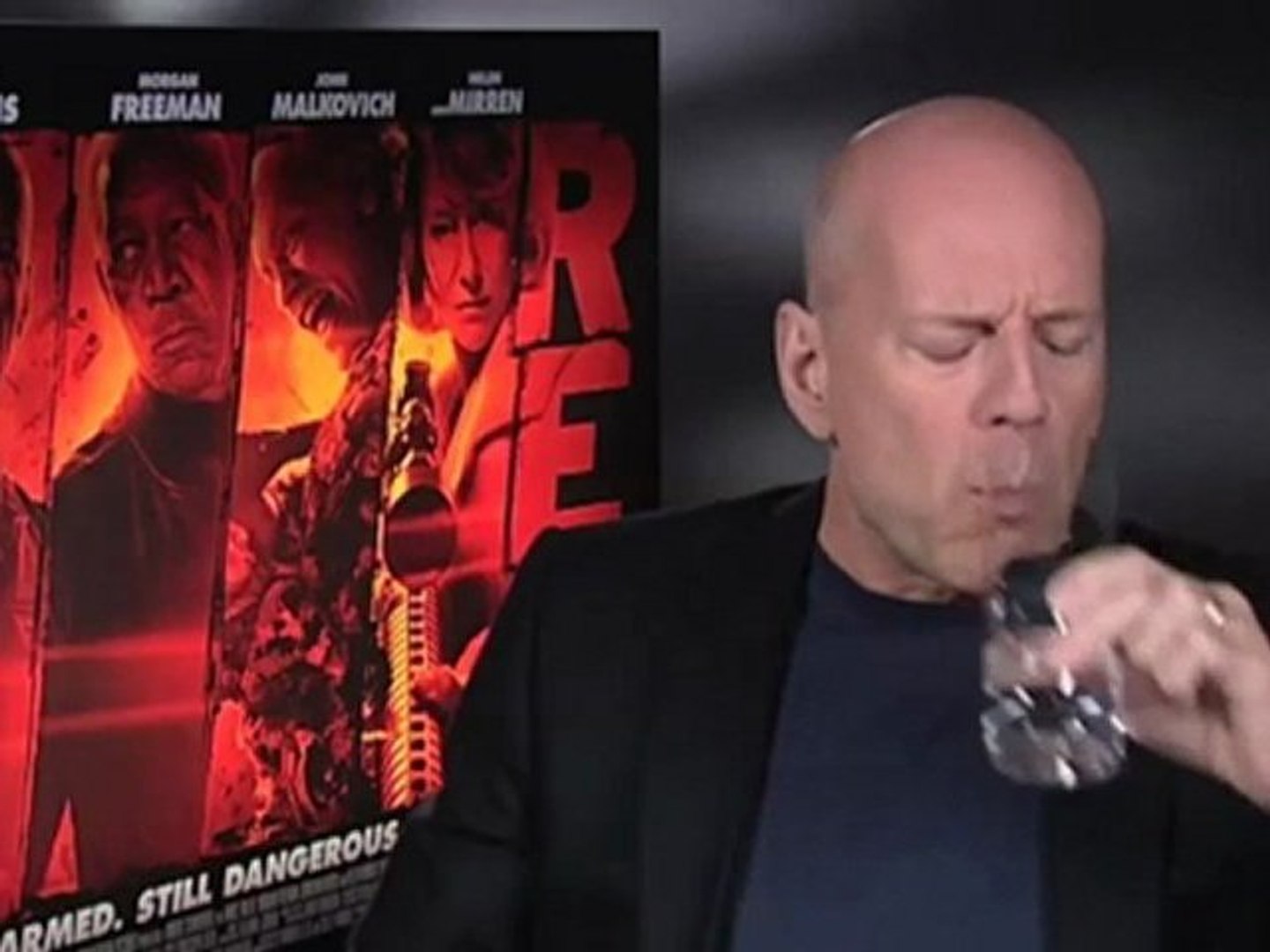 RED 2 Cast Interview: Bruce Willis, Helen Mirren & More! 