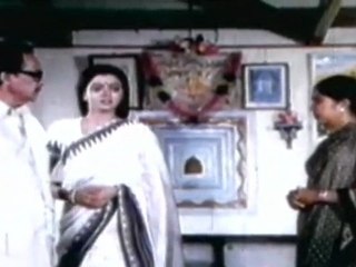 JHANSI RANiI-Bhanupriya Revelation