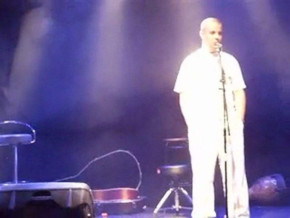 Eclipse Totale - Ami Karim - Petit Gymnase