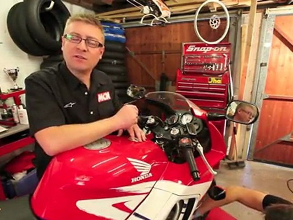 How to fit performance brake lines