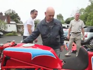 Tony Rutter's Ducati 750 TT bike running
