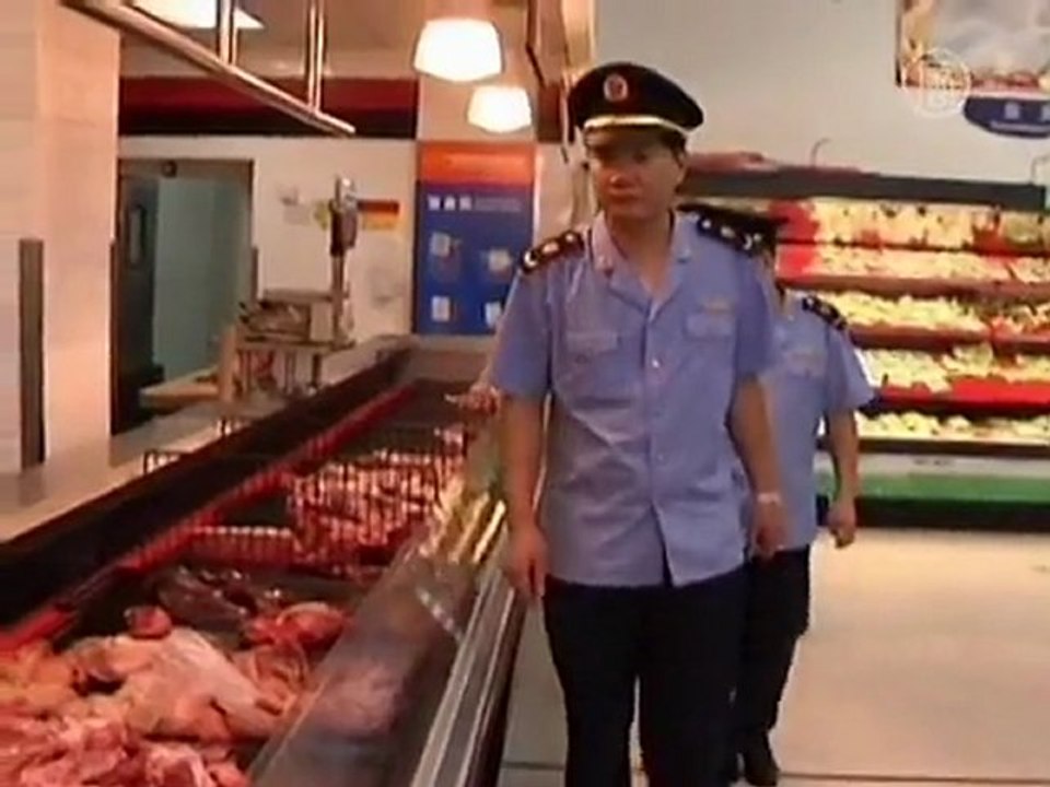 Chinese Wal-Mart Slapped with Big Fine for Mislabeling Pork as Organic
