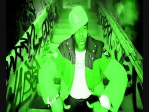 Chris Brown Ft Busta Rhymes & Lil Wayne-Look At Me That Way