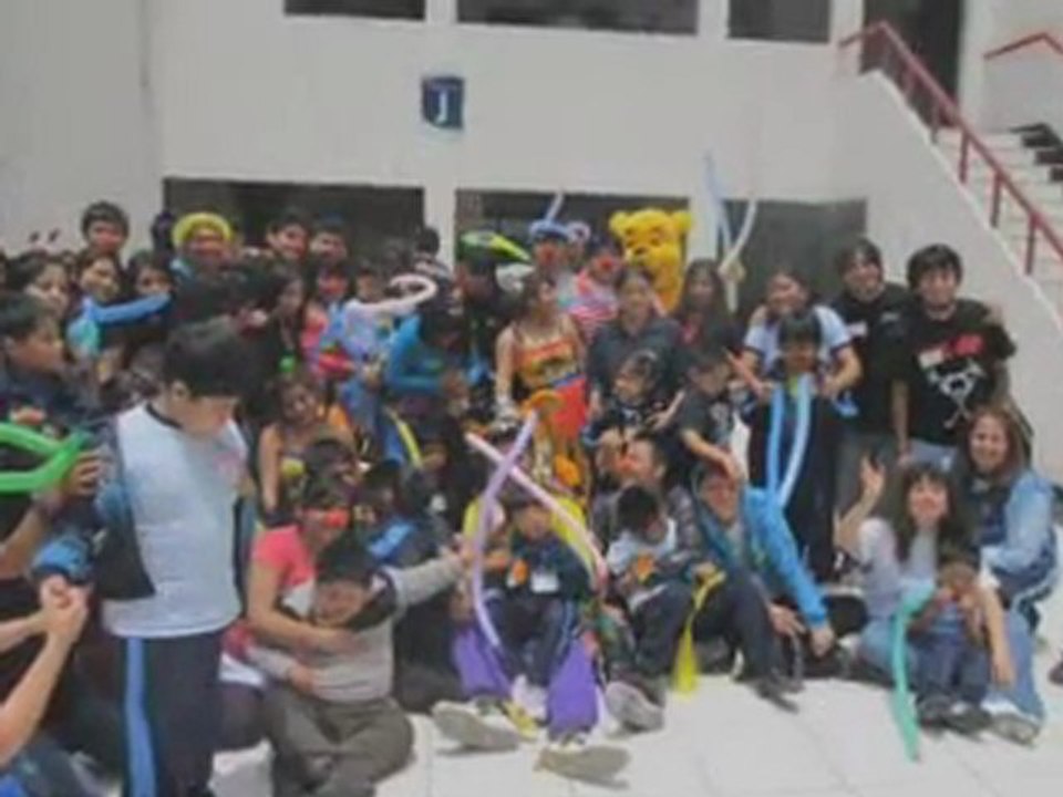 Robando una sonrisa a los niños de 'Cerrito Azul'