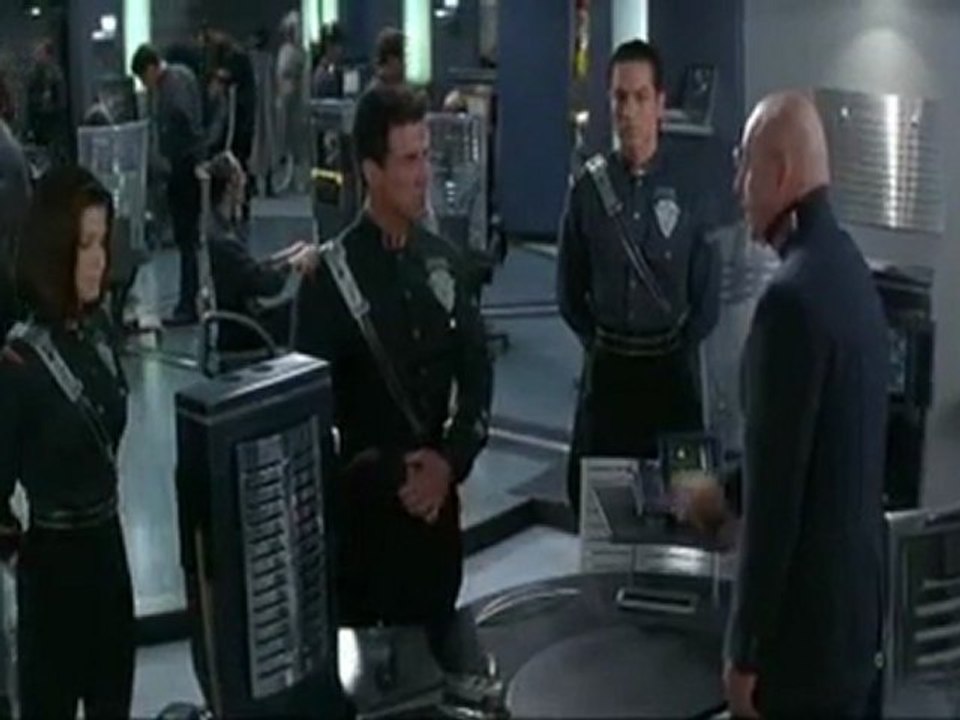 Pourquoi pas une laisse dans le cul (Demolition Man)