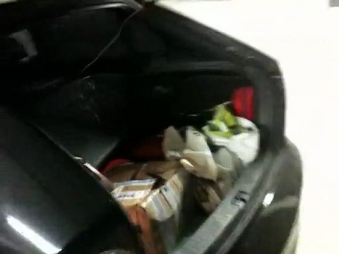 anvancé sur l'ouverture automatique du coffre sur leon