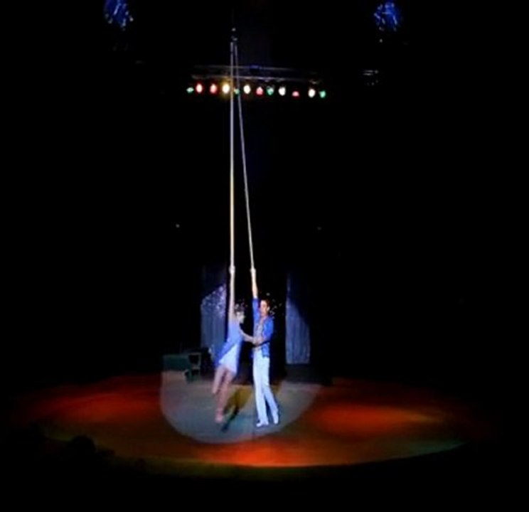 DUO PRIMAVERA-straps-presents Art agency Valentino