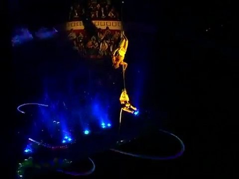 DUO REFLECTION-aerial rope-presents Art agency Valentino