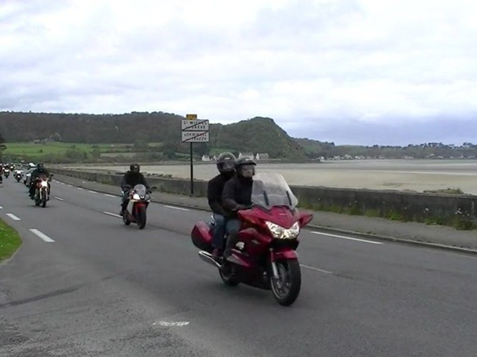 rando muco moto  2010 de belle isle en terre passage a plèstin les gréves