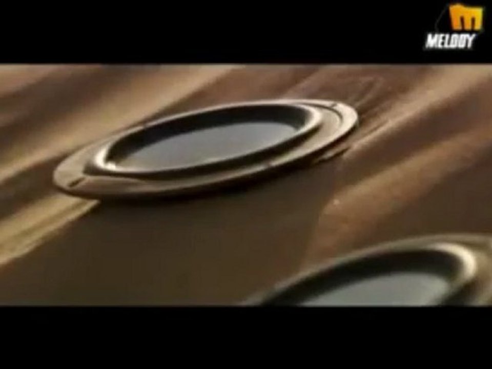 GÖZDE ÖZCEYLAN & CİLLİ BOM 2011