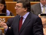 Barroso Calls for Strengthening of European Banks to Relieve Spiralling Debt