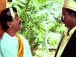 En Pondatti Collector - comedy scene by Silk Smitha