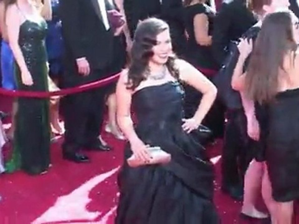 Ugly Betty singt in Musical