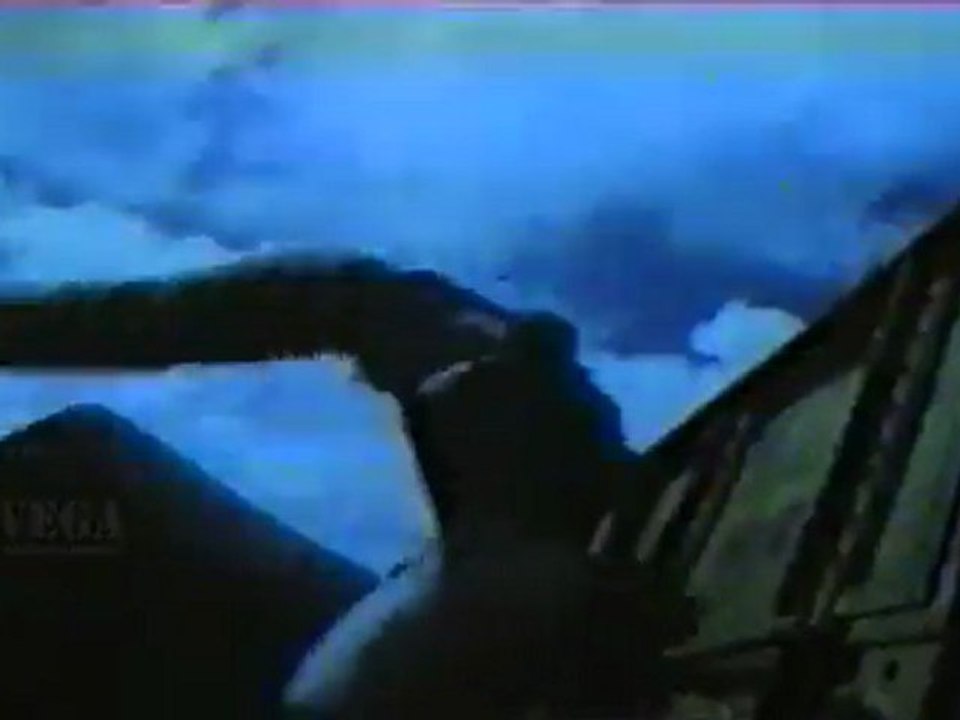 GOONDA-Chiru fights at night scene