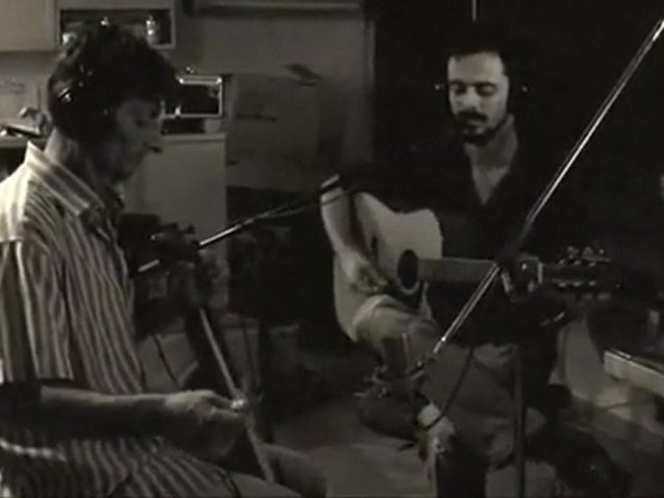 Ersan Özcan - Ayna Ayna Ellere