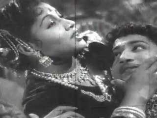 SAARANGATHAARA-SCENE1.mov