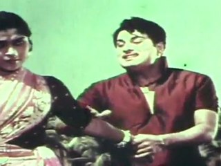 IPPADITHA IRUKKAVENUM POMBALAY-SONG 2..mov