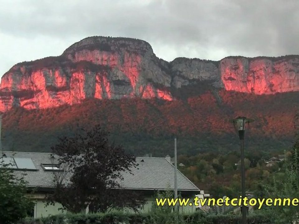 "Ne saccagez pas nos coteaux ,nos collines"