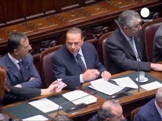Berlcusconi'nin güven oylaması ile imtihanı