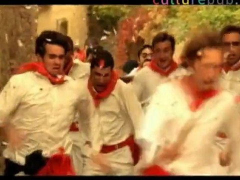 Pamplona bull run turns ridiculous as bulls mutate