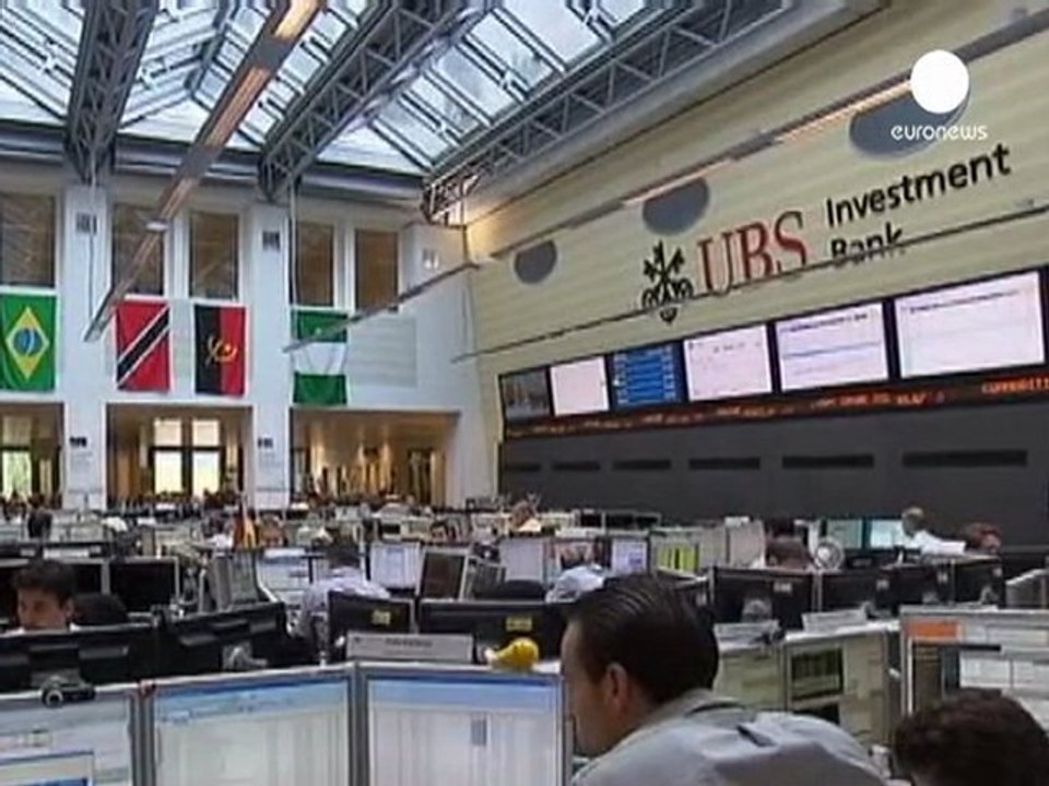 Fitch declassa UBS. Dubbi su altre 12 banche