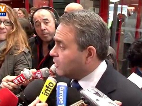 L'UMP narquoise face à la primaire socialiste