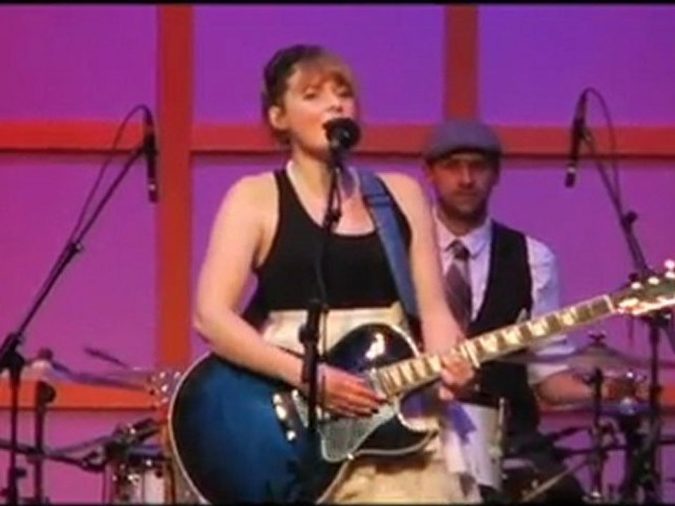 Jenn Grant - "Rainy Day" Live at Glenn Gould Theatre