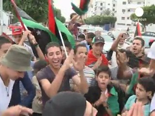 Sirte, dopo la fine di Gheddafi macerie e festeggiamenti