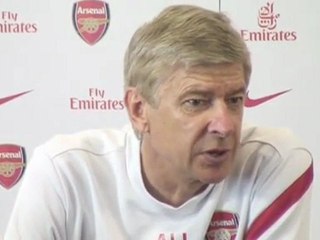 Pour Wenger, Van Persie peut jouer partout.