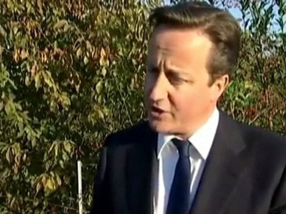 UK Defense Secretary Liam Fox resigns