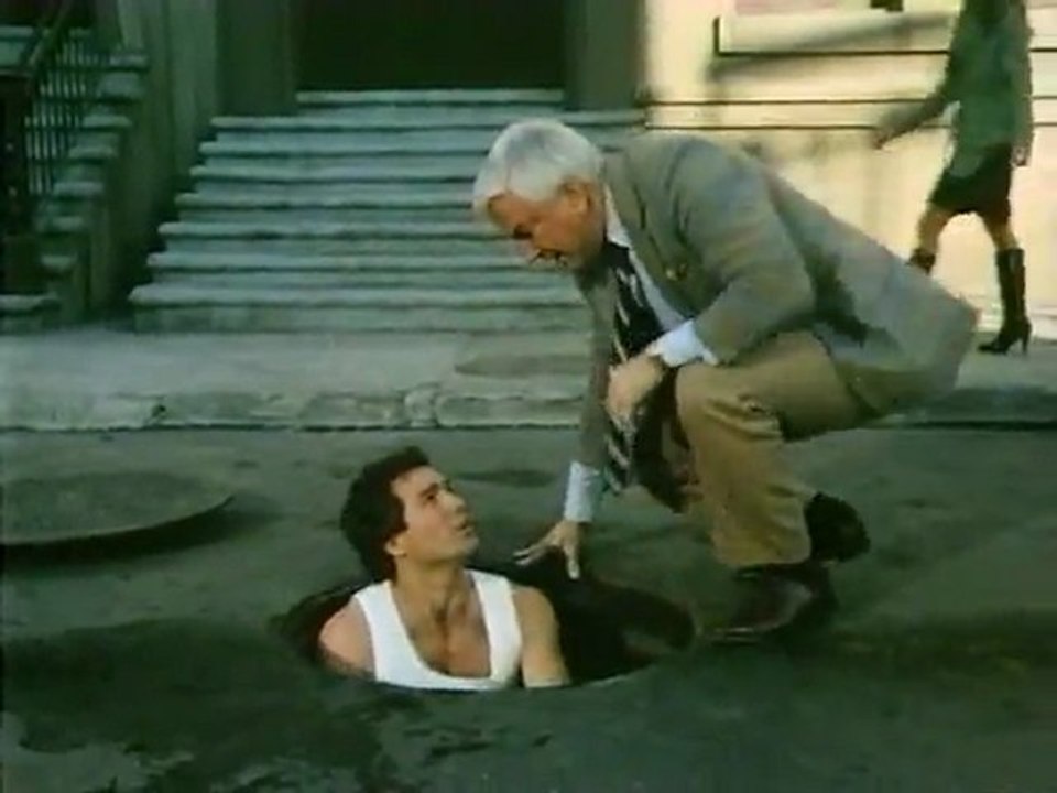 ÉGOUT - Police Squad