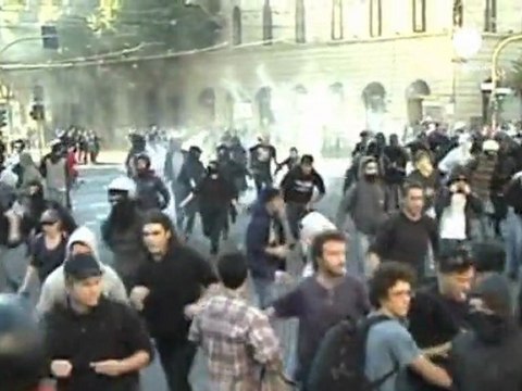 Economic protests in Rome turn violent