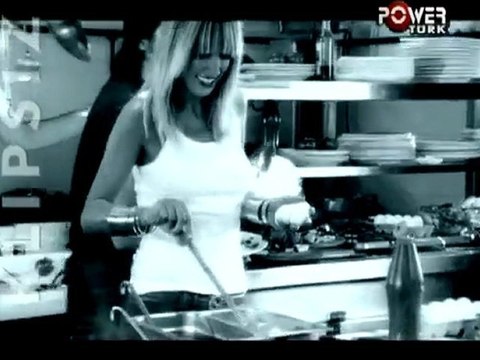 Hande Yener - Havaalanı ( Powertürk Özel Klip ) 2011