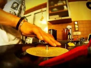 LES SALES CONS "LA GRANDE BOUFFE" // CLIP OFFICIEL 2011