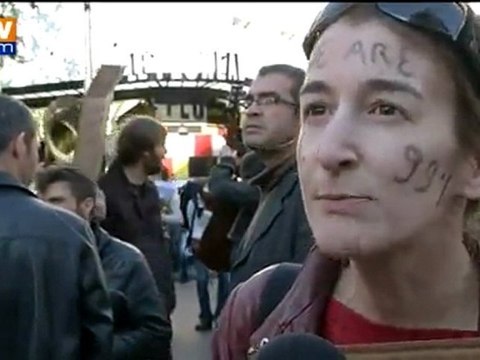 Indignés parisiens mobilisés contre la précarité