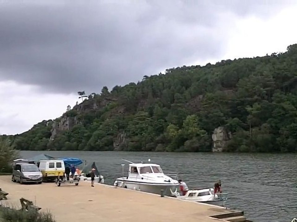 Canoë à l'ile aux pies