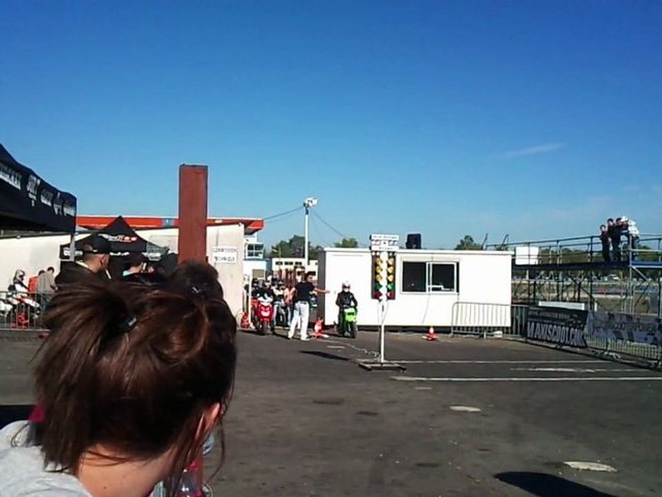 aurélien vs loulou a maxiscoot a salbris octobre 2011