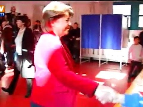 Primaire PS : F. Hollande et M. Aubry ont voté